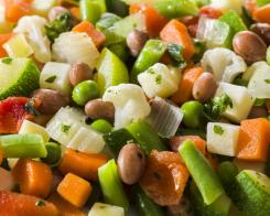 Minestrone: calorie, valori nutrizionali, benefici e come cucinarlo