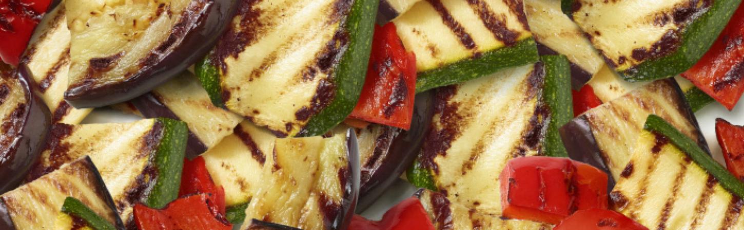 5 healthy glow vegetables to make your tanning powder green with envy